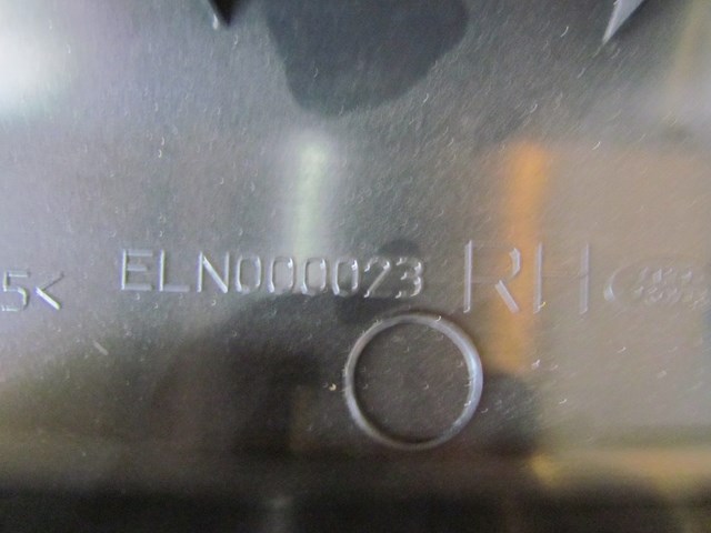 2005 Land Rover LR3 Rear RH Interior Window Trim