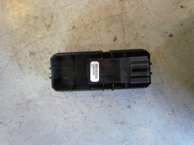 2005 Land Rover LR3 Rear LH Driver Door Switch YUD501070PVJ