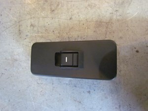 2005 Land Rover LR3 Rear LH Driver Door Switch YUD501070PVJ