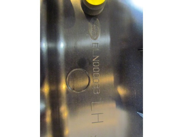 2005 Land Rover LR3 LH Driver Rear Interior Window Trim ELN000033