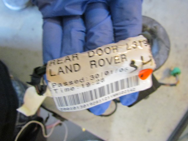 2005 Land Rover LR3 Rear LH Driver Door Wiring YMM502142C