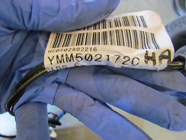 2005 Land Rover LR3 Rear RH Pass Door Wiring YMM502172C