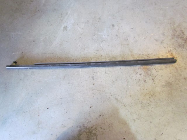 2005 Land Rover LR3 Rear LH Exterior Window Seal