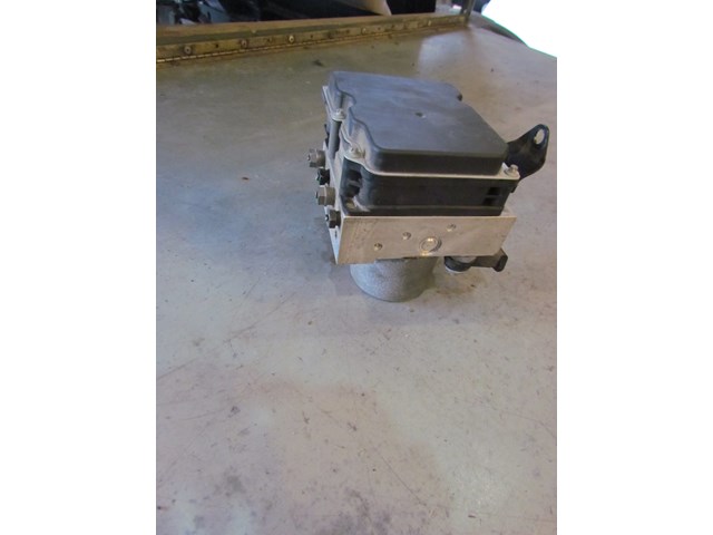 2005 Land Rover LR3 ABS Pump SRB500162