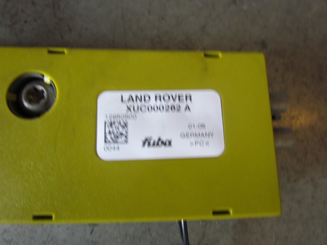 2005 Land Rover LR3 Antenna Amplifier XUC000262A