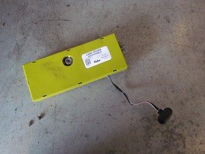 2005 Land Rover LR3 Antenna Amplifier XUC000262A