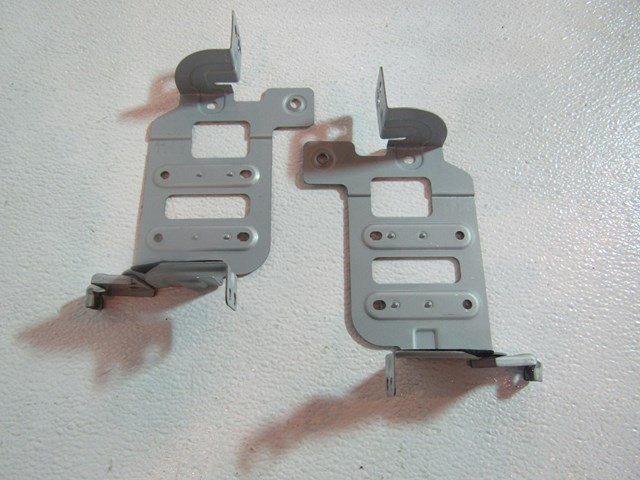 2011 Infiniti G25x Radio Bracket Set