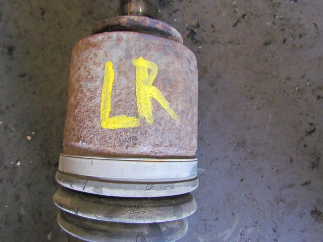 2005 Land Rover LR3 Rear LH Driver Axle