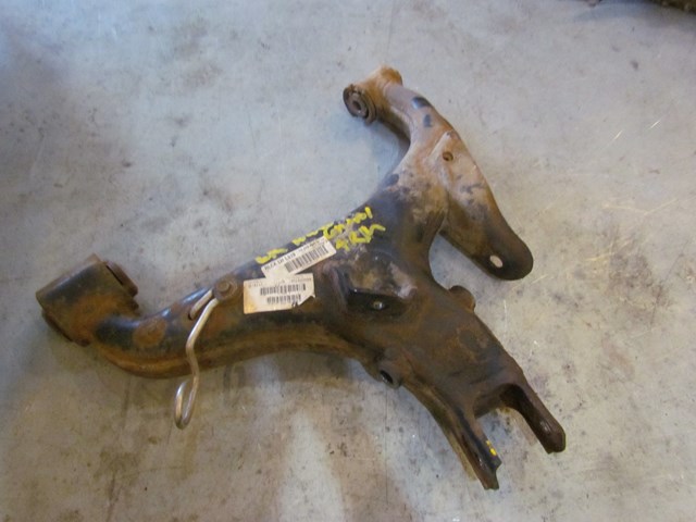 2005 Land Rover LR3 Rear LH Driver Lower Control Arm RHI500098