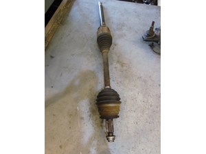 2005 Land Rover LR3 Front RH Passenger Axle Shaft