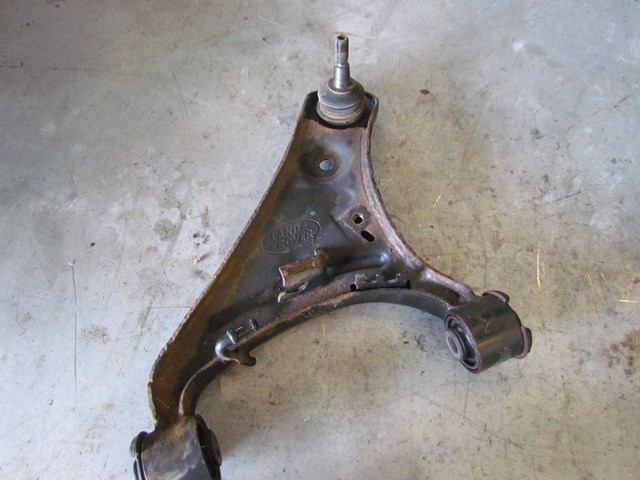 2005 Land Rover LR3 Front RH Passenger Upper Control Arm