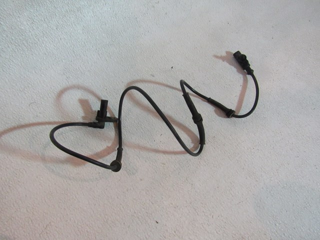 2005 Land Rover LR3 Front LH Driver ABS Sensor