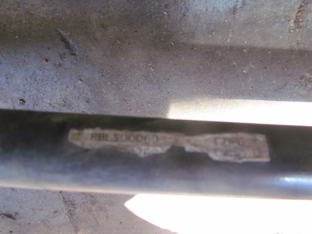 2005 Land Rover LR3 Front Sway Bar w/Links & Mounts RBL500060