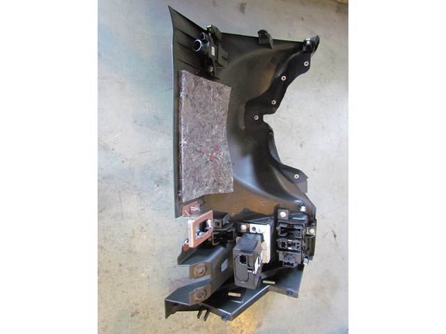 2011 Infiniti G25x Under Steering Column Lower Dash Panel