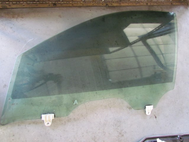 2011 Infiniti G25x Front LH Driver Door Glass