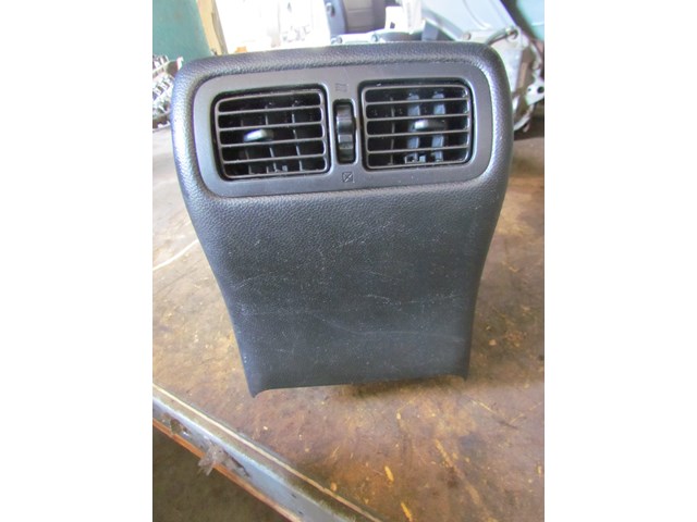 2011 Infiniti G25x Center Console w/Cup Holder