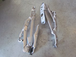 2011 Infiniti G25x Sedan Trunk Hinge Set