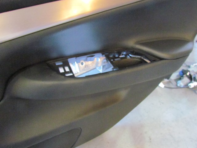 2011 Infiniti G25x Rear RH Passenger Door Panel