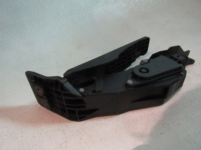2011 Infiniti G25x Sedan Gas Pedal 18002 1NC0A