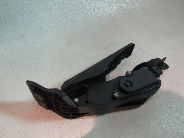 2011 Infiniti G25x Sedan Gas Pedal 18002 1NC0A