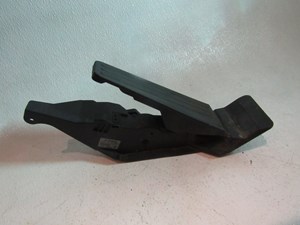 2011 Infiniti G25x Sedan Gas Pedal 18002 1NC0A
