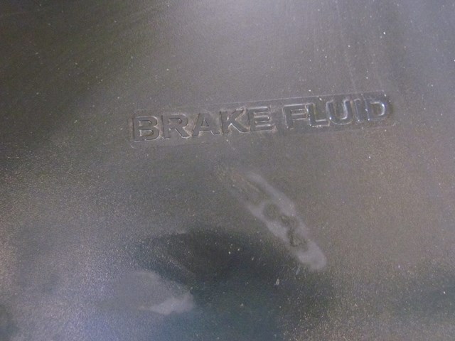 2011 Infiniti G25x Brake Fluid Cover & Surround 65275 JK600