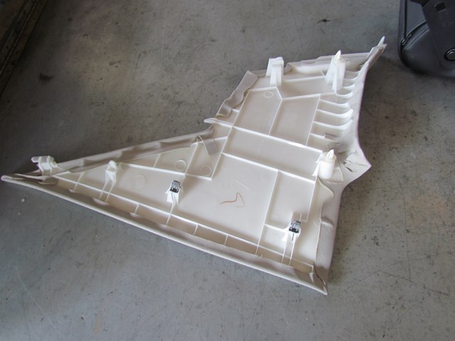 2011 Infiniti G25x LH Driver C Pillar Trim Panel 76935 JK000
