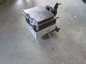 2011 Infiniti G25x Sedan ABS Pump 47660 1NM1C