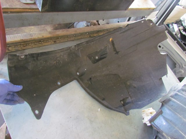 2011 Infiniti G25 G25x Sedan Front LH Fender Liner Rear Portion