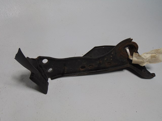 2011 Infiniti G25x Sedan Rear LH Driver Subframe Stay Arm