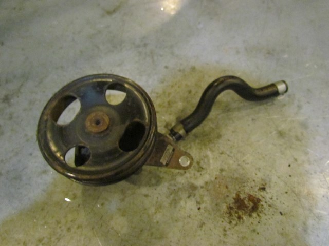 2011 Infiniti G25x Sedan Power Steering Pump