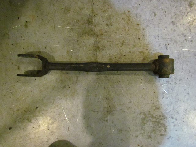 2005 Infiniti G25x Sedan Rear LH Lower Control Transverse Arm