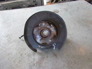2011 Infiniti G25x Sedan Rear LH Driver Spindle