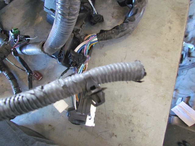 2011 Infiniti G25x Engine Bay Wiring 240121NM0E-PARTS ONLY