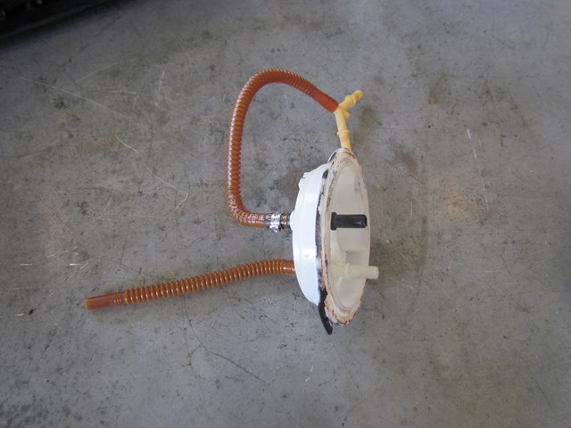 2008 Audi A8L RH Passenger Fuel Pump Cover Connector