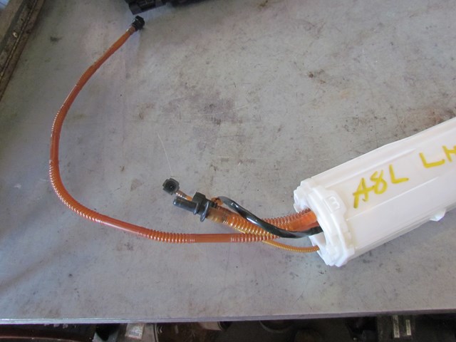 2008 Audi A8L D3 LH Driver Fuel Pump