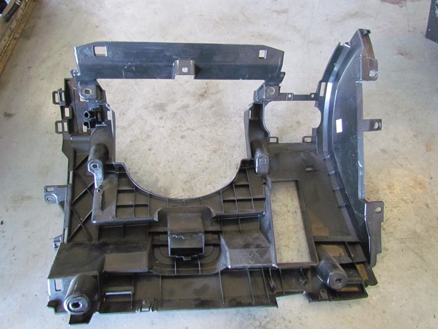 2005 Land Rover LR3 LH Driver Lower Dash