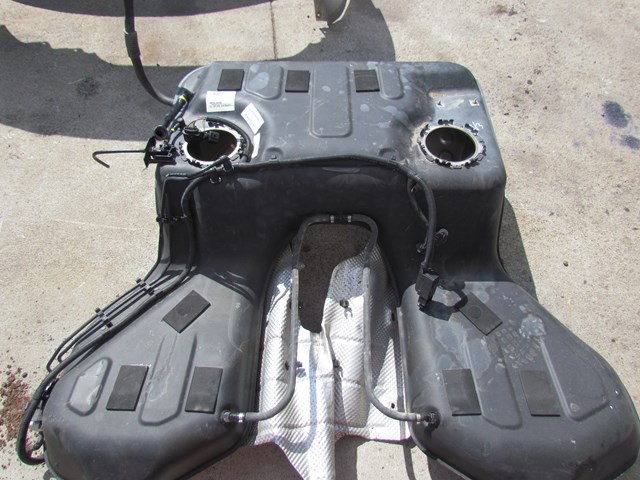 2008 Audi A8L Gas Tank 4E0 201 021