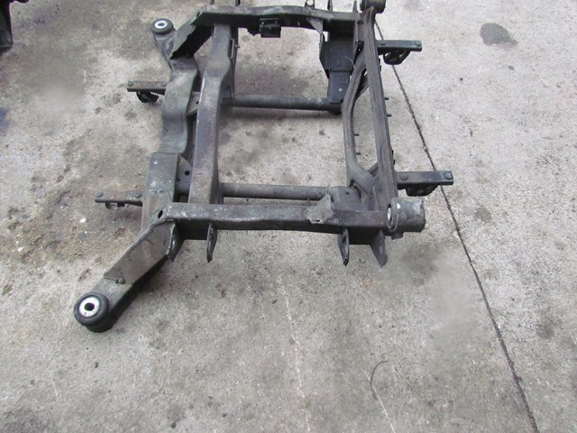 2001 Bentley Arnage Rear Subframe Sub Frame Support
