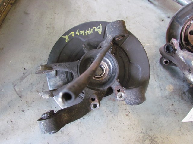 2001 Bentley Arnage LH Driver Rear Spindle PD20850PE