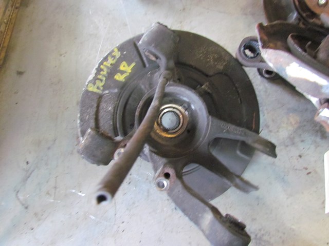 2001 Bentley Arnage Rear RH Passenger Spindle PD20851PE