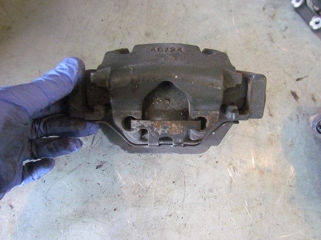 2001 Bentley Arnage Rear RH Passenger Caliper