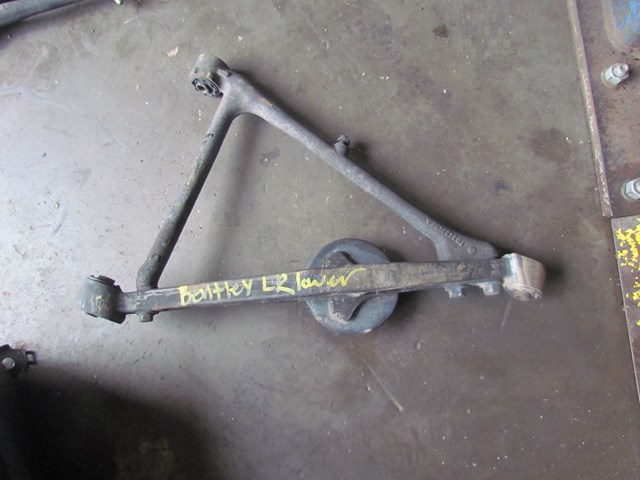 2001 Bentley Arnage Rear LH Driver Lower Control Arm PD24304PC