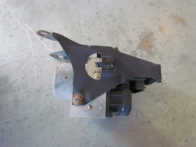2003 Subaru Legacy ABS Pump w/Bracket