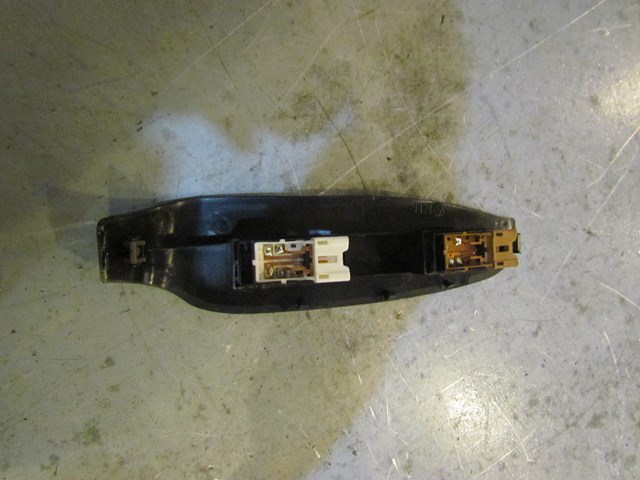 2003 Subaru Legacy Wagon Front RH Passenger Door Switch