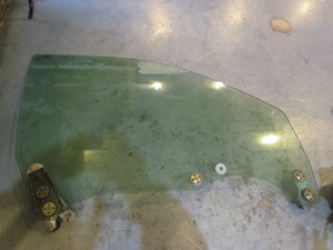 2003 Subaru Legacy Wagon Front RH Passenger Door Glass