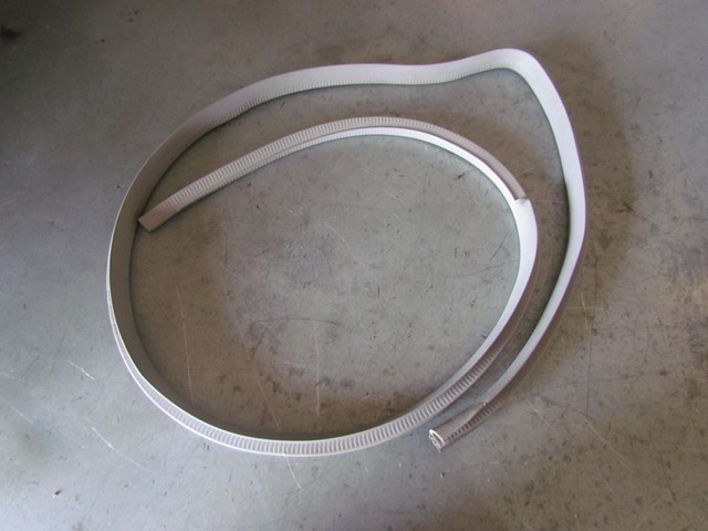 2003 Subaru Legacy Wagon Front RH Passenger Upper Door Seal