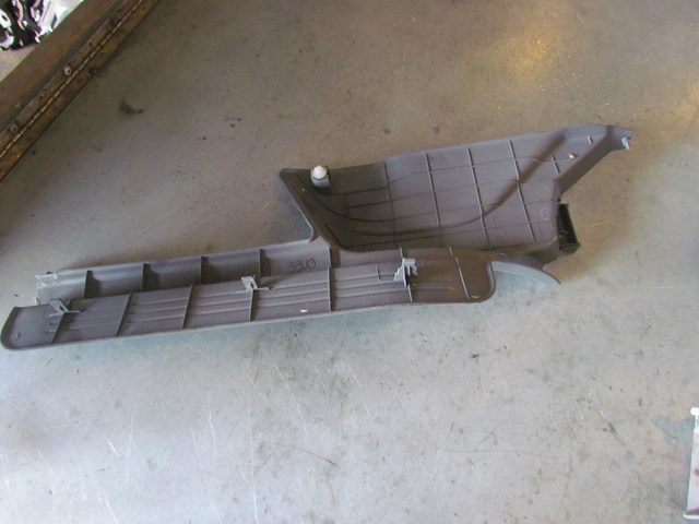 2003 Subaru Legacy Wagon Rear RH Passenger Door Sill Kick Plate