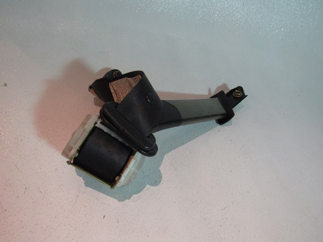 2003 Subaru Legacy Rear LH Driver Seat Belt