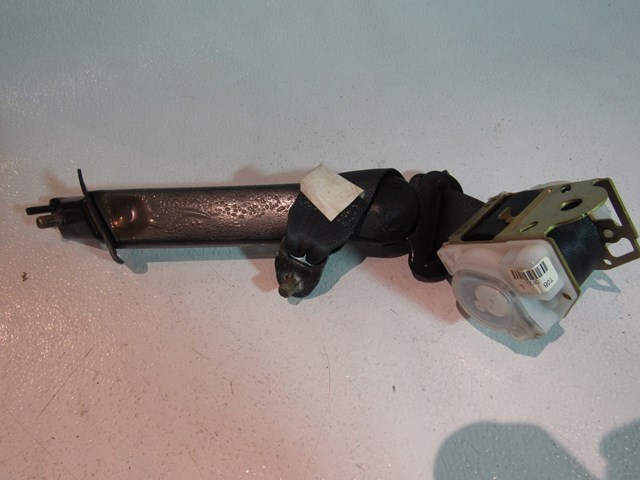 2003 Subaru Legacy Rear LH Driver Seat Belt